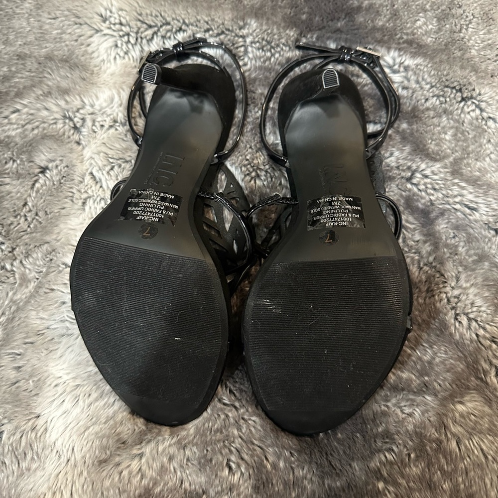 I.N.C Black Butterfly Heels - Picture 4 of 7